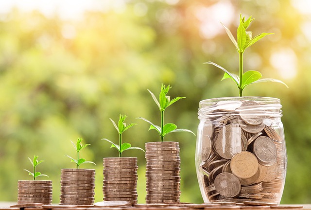 Unveiling the Deeper Meaning: Decoding Dreams​ of Finding Money