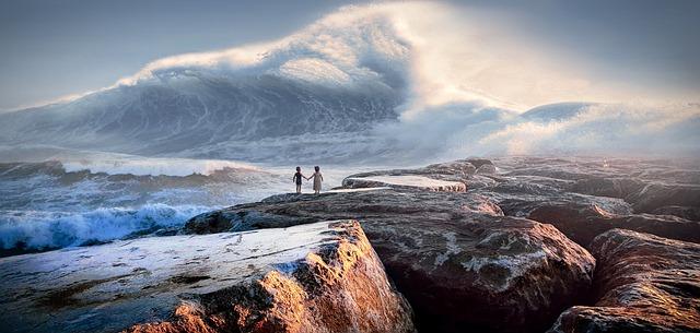Finding Balance: Using Tsunami Dreams ⁢as Guidance for Emotional Stability